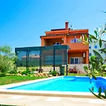 Marko By Interhome